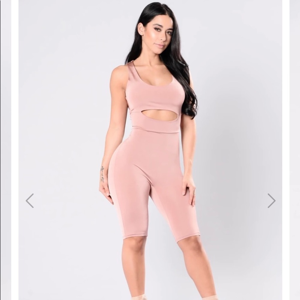 Fashion nova 1 piece